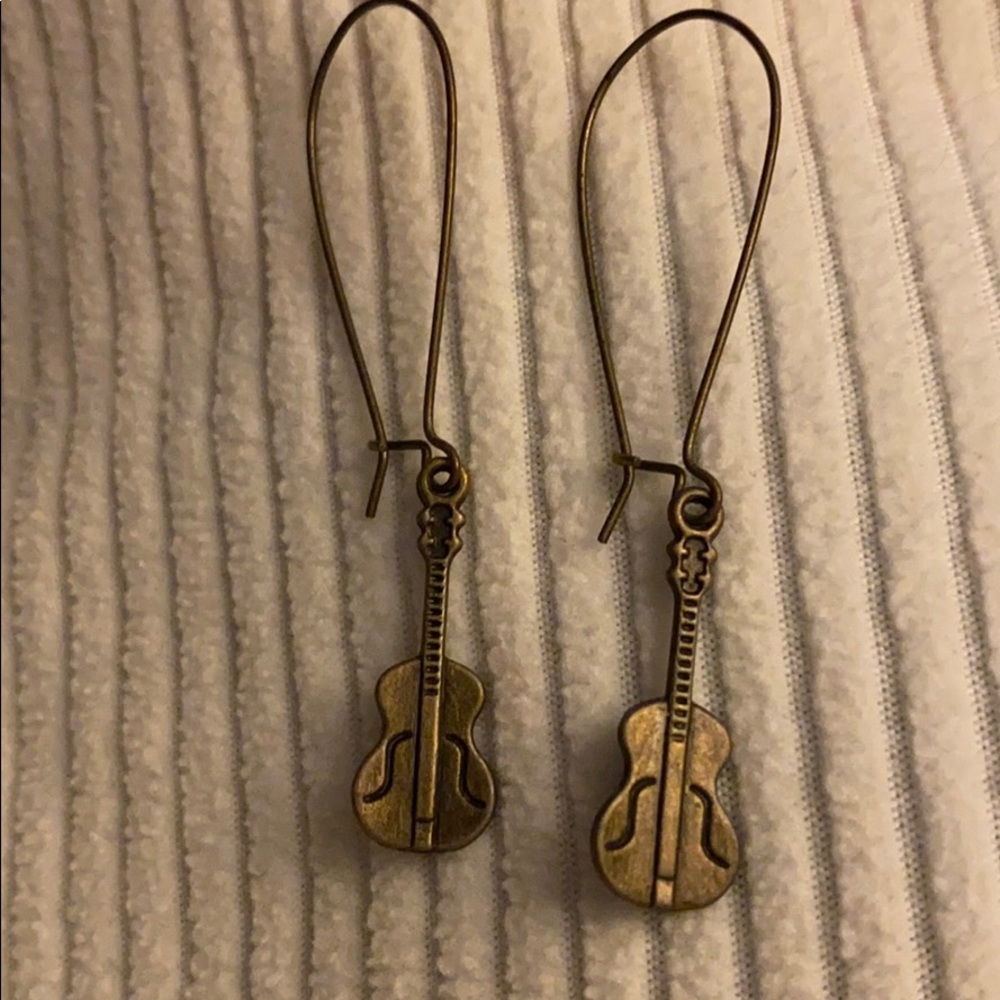 Handcrafted guitar earrings NWOT art fair purchase
